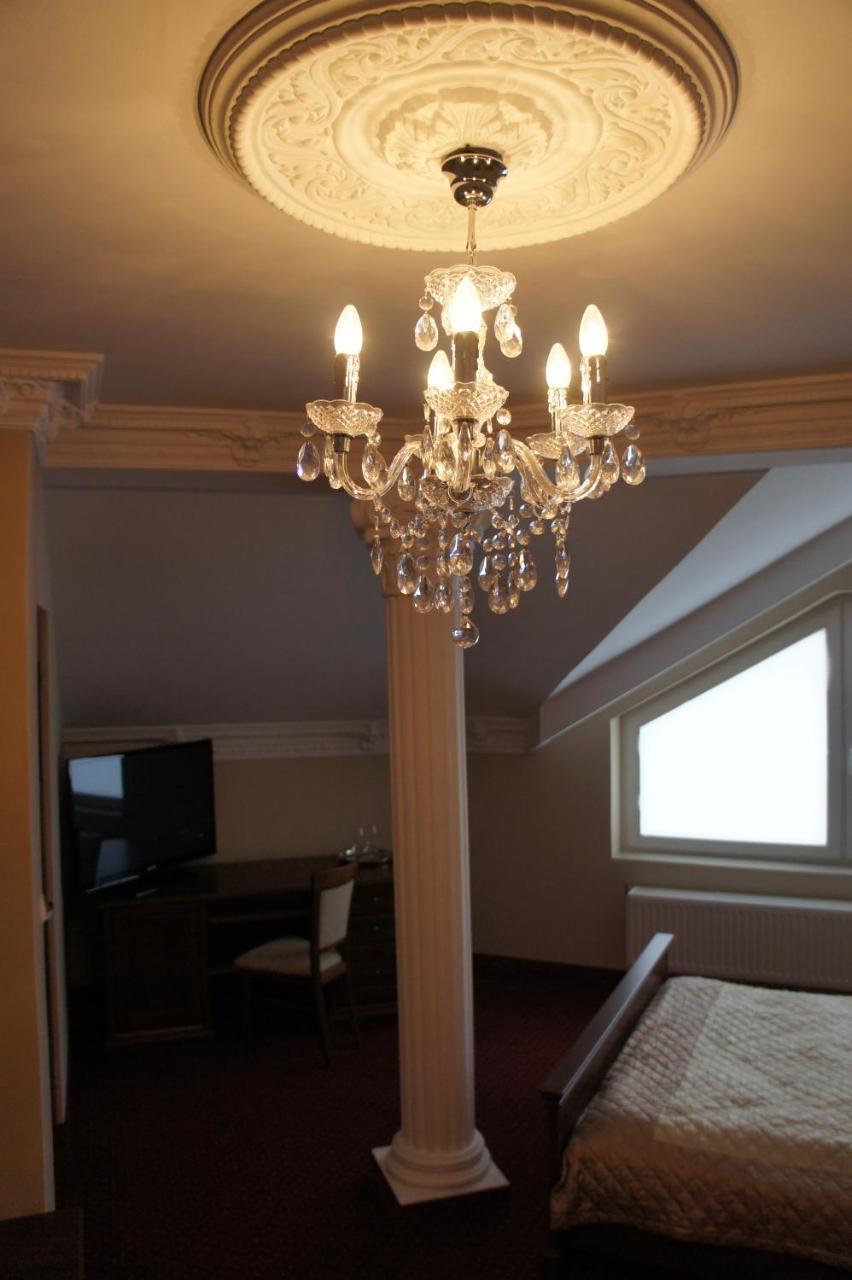 Villa Demetrios Kaluszyn  ภายนอก รูปภาพ